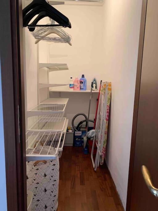 Comfortable Typical Old Style Apartment 밀라노 외부 사진
